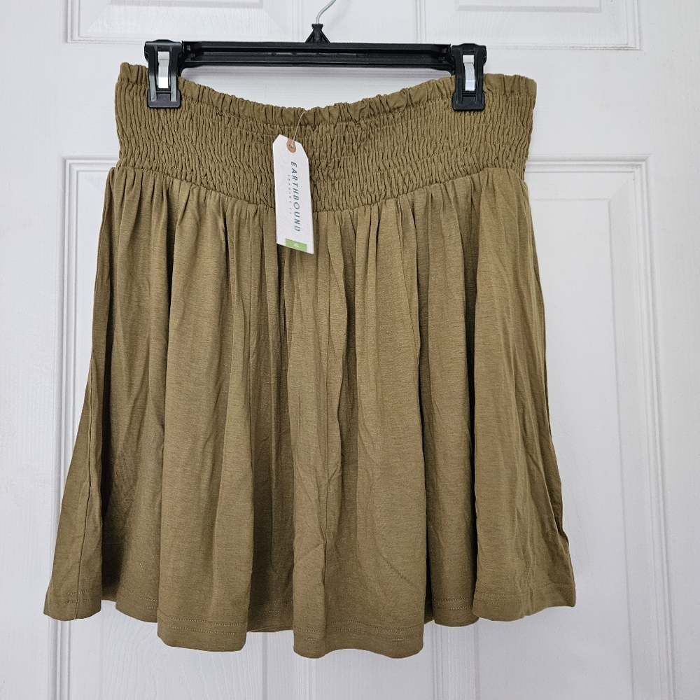 NWT XL Earthbound Trading Co smocked green skirt